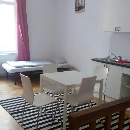 Jump In Hostel * Prague
