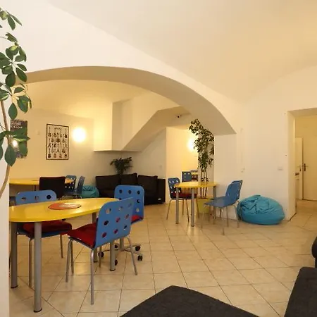 Jump In Hostel Hostel Prague